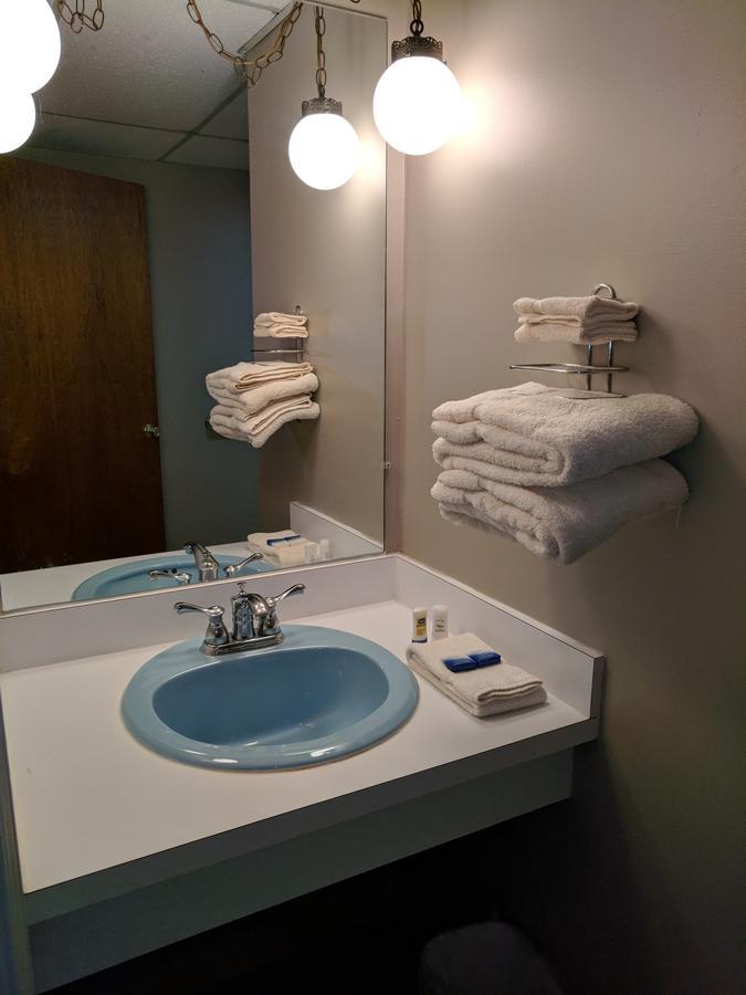 Attican Motel - Attica - Batavia - Warsaw - Darien Lake מראה חיצוני תמונה