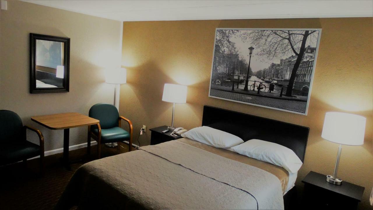 Attican Motel - Attica - Batavia - Warsaw - Darien Lake מראה חיצוני תמונה
